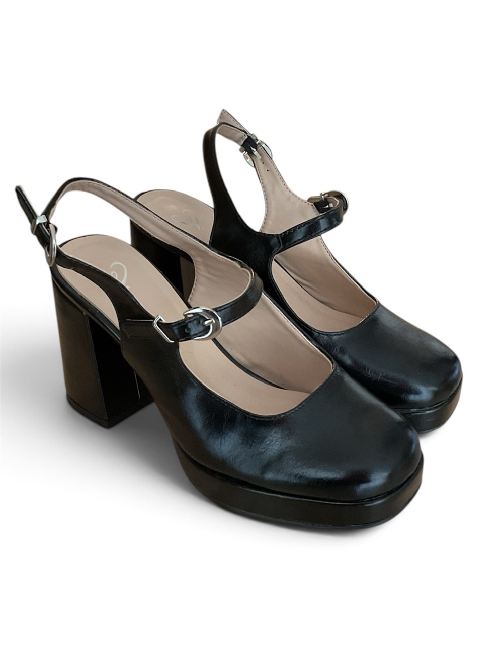 NWOT Classic Black Mary Jane Slingback Heels